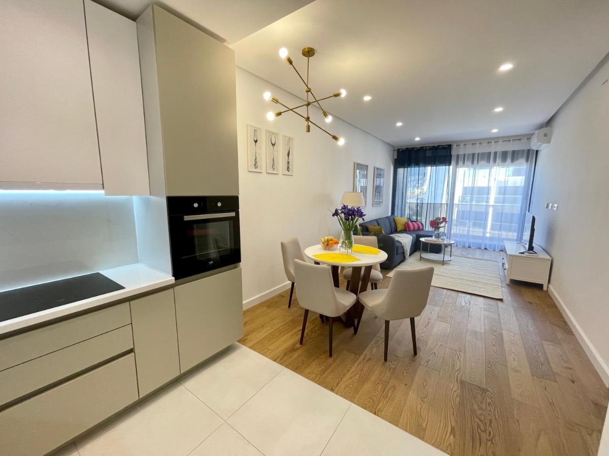 באר Suncoast Suites מראה חיצוני תמונה